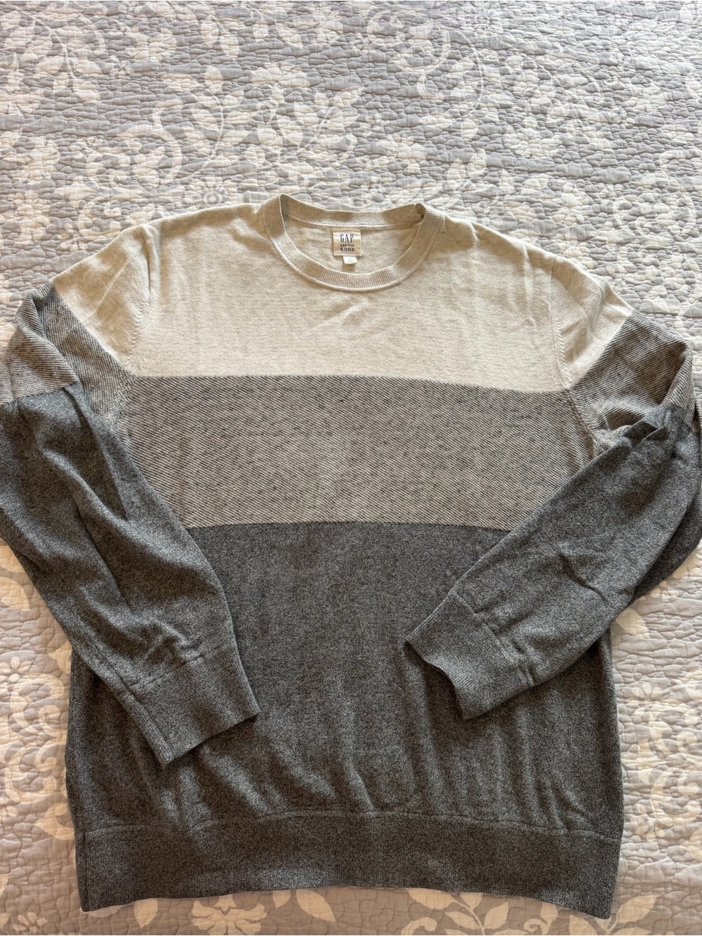 GAP Men's Three-Tone Gray Crewneck Sweater